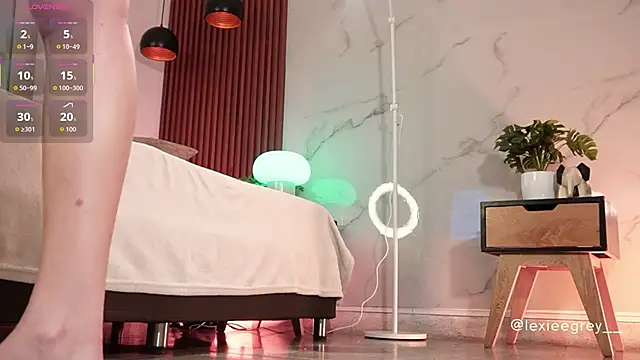 lexiee_grey_'s cam snapshot