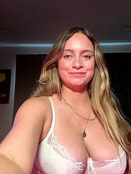 Sophie_Raegan's cam snapshot