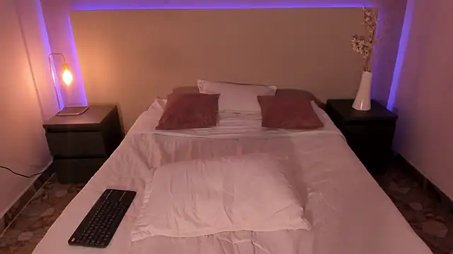 MiissBombom's cam snapshot