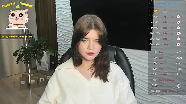 LanaTreades's cam snapshot