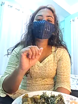 Bristy- live sex cam