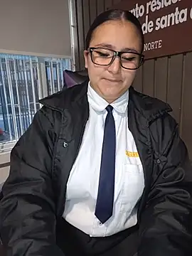 Cute_Penelope's cam snapshot