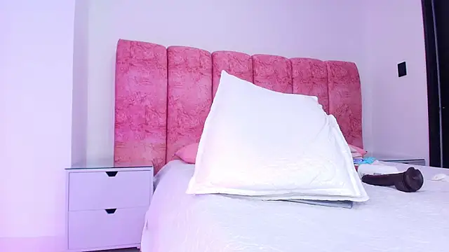 kendal_rossi's cam snapshot