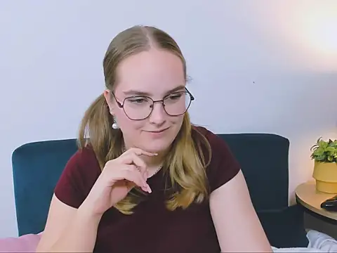 AliceCrazy69's cam snapshot