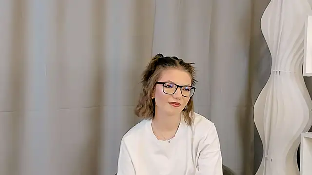 JeaneneWoltz's cam snapshot