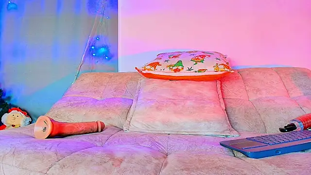 liccy_hall's cam snapshot