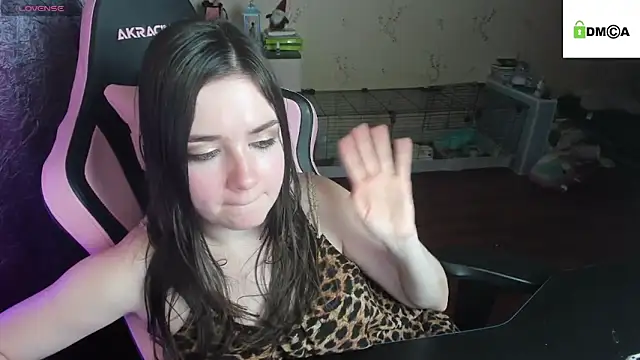 Crazy_forest_fairy's cam snapshot