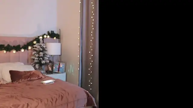 Tattitude_'s cam snapshot