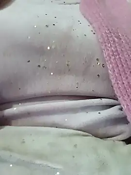 Desi_Biwi's cam snapshot