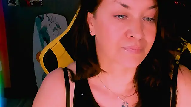 AnaMills's cam snapshot