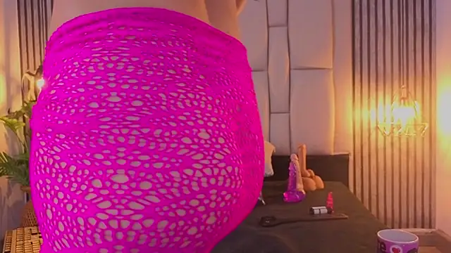 bryonycutee's cam snapshot