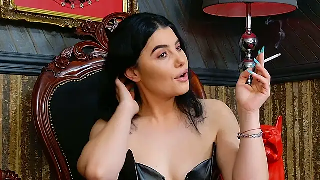 MistressEly's cam snapshot