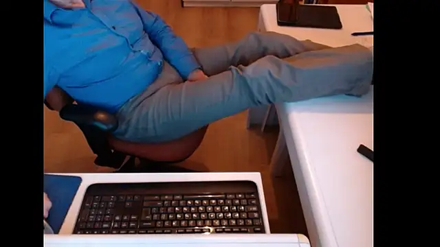 dutchpornking live sex cam