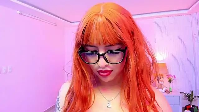 MadelaineJones live sex cam