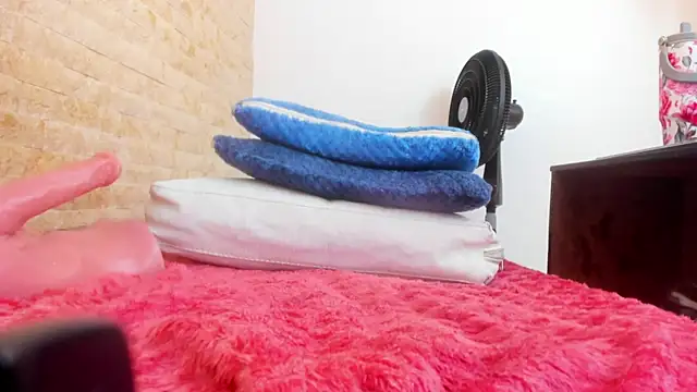 mia_roldan_ live sex cam