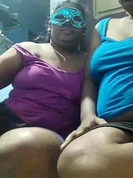 divyatamil143's cam snapshot