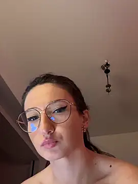 TheaMalekoo's cam snapshot