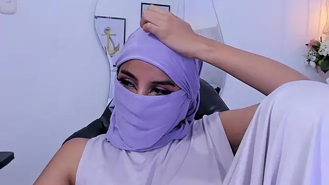 naomiii__'s cam snapshot