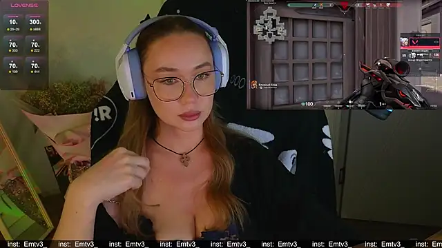 Emili1-'s cam snapshot