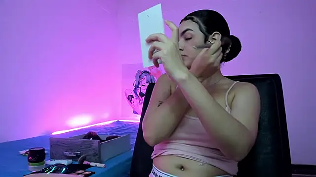 kari-10's cam snapshot