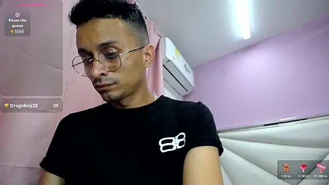 Ares_funn's cam snapshot