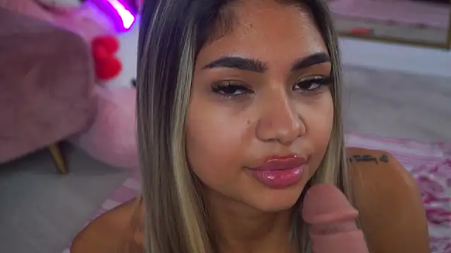 AshaYuva's cam snapshot