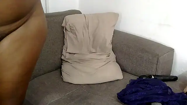 CuteBootyBae's cam snapshot