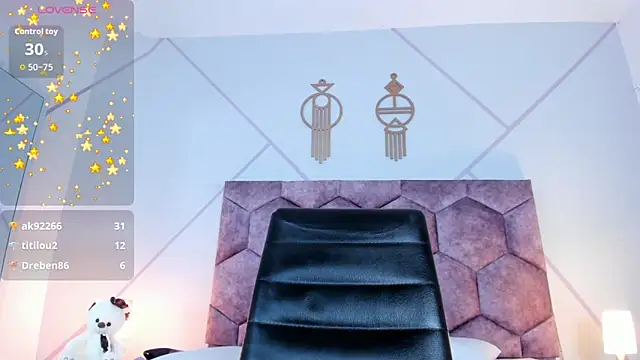 aurora_collinss_'s cam snapshot