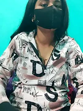 DivyaBhabhi69@xh's cam snapshot