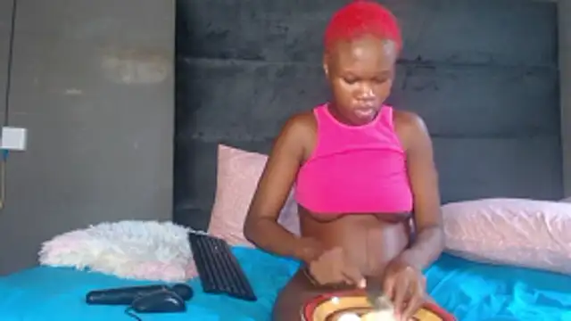 LilPregnantMommyyy's cam snapshot