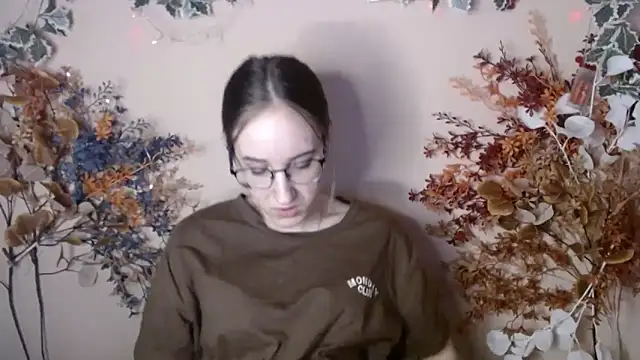 Moon__Lily's cam snapshot