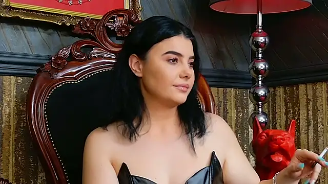 MistressEly's cam snapshot