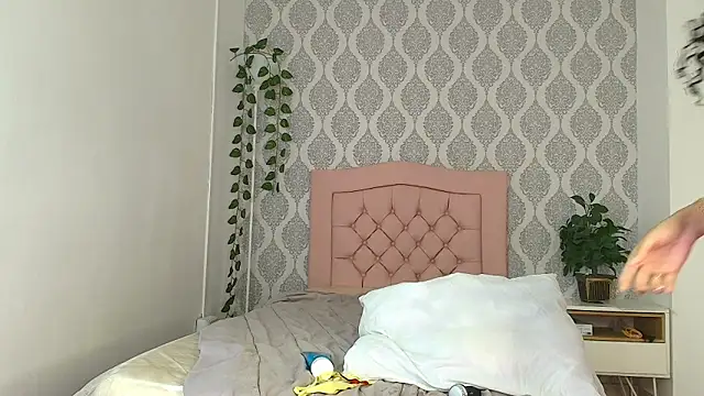 annalise_goerts's cam snapshot