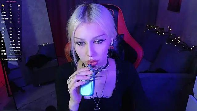 goth__tv's cam snapshot