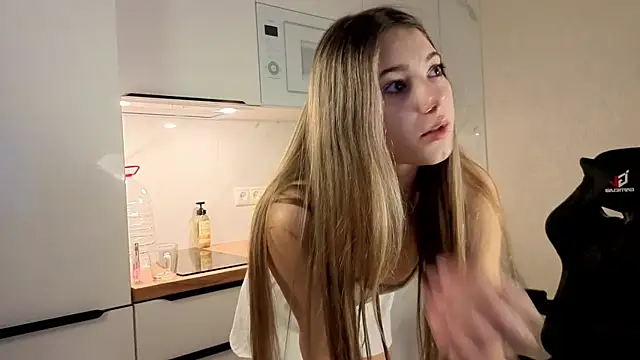 angel_lin's cam snapshot