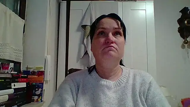 _squirty_cum_lady_'s cam snapshot