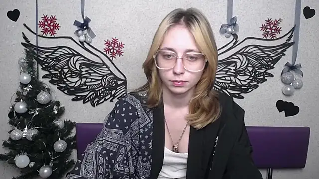 TracyLll's cam snapshot