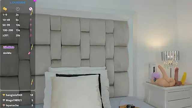 frehia_dimou's cam snapshot