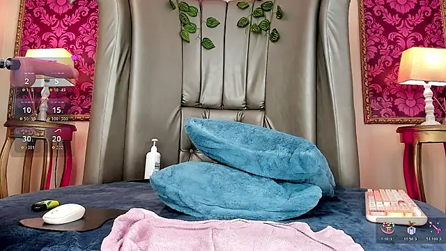 DaniCollinn_'s cam snapshot