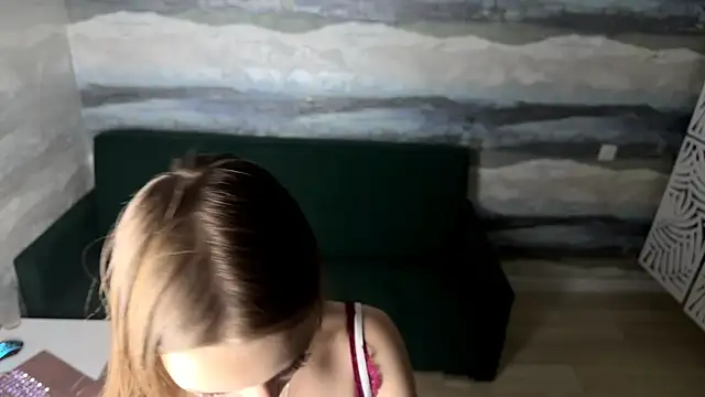 SunnySprinkle's cam snapshot