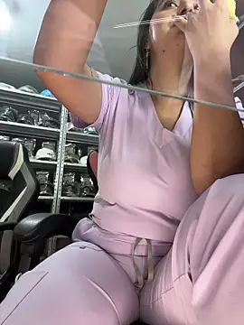 GiaDuque's cam snapshot