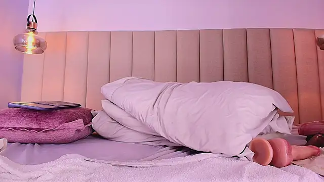 imabby_monroe's cam snapshot