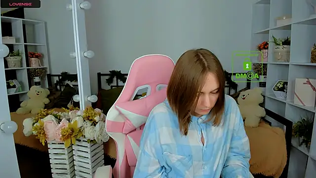 Elma_Lily's cam snapshot