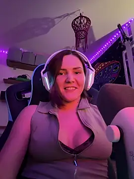 LollyMot's cam snapshot