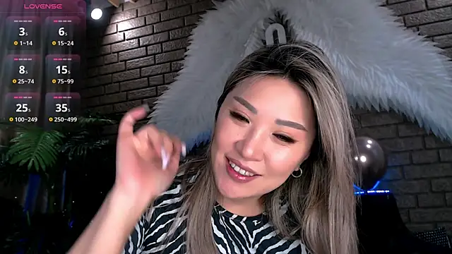 nicky_owl's cam snapshot