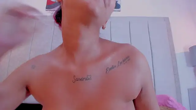 gime_lara's cam snapshot