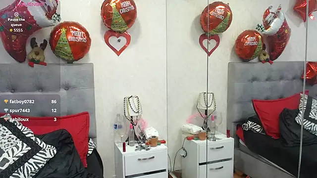 ScarlettGreen_'s cam snapshot