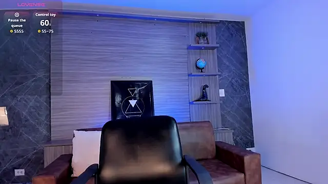 paulina_sweett_'s cam snapshot