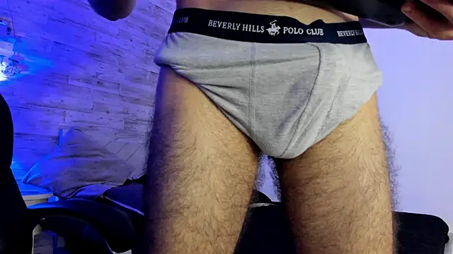 Emir_Ozan_'s cam snapshot