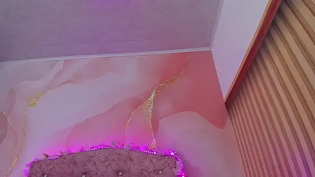 Bella__sweet's cam snapshot